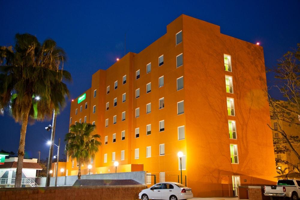 ซิตี้ เอ็กซ์เพรส จูเนียร์ บียาเอร์โมซา Hotel วิลลาเฮอโมซา ภายนอก รูปภาพ